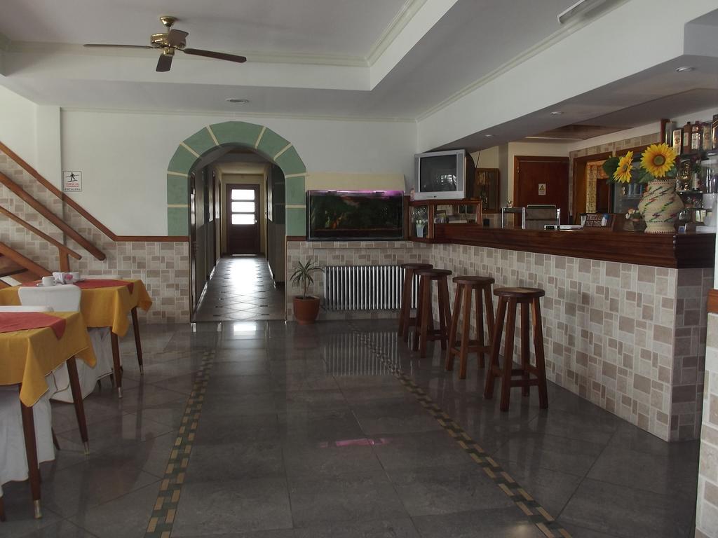 Hotel Teomar Villa Gesell Extérieur photo